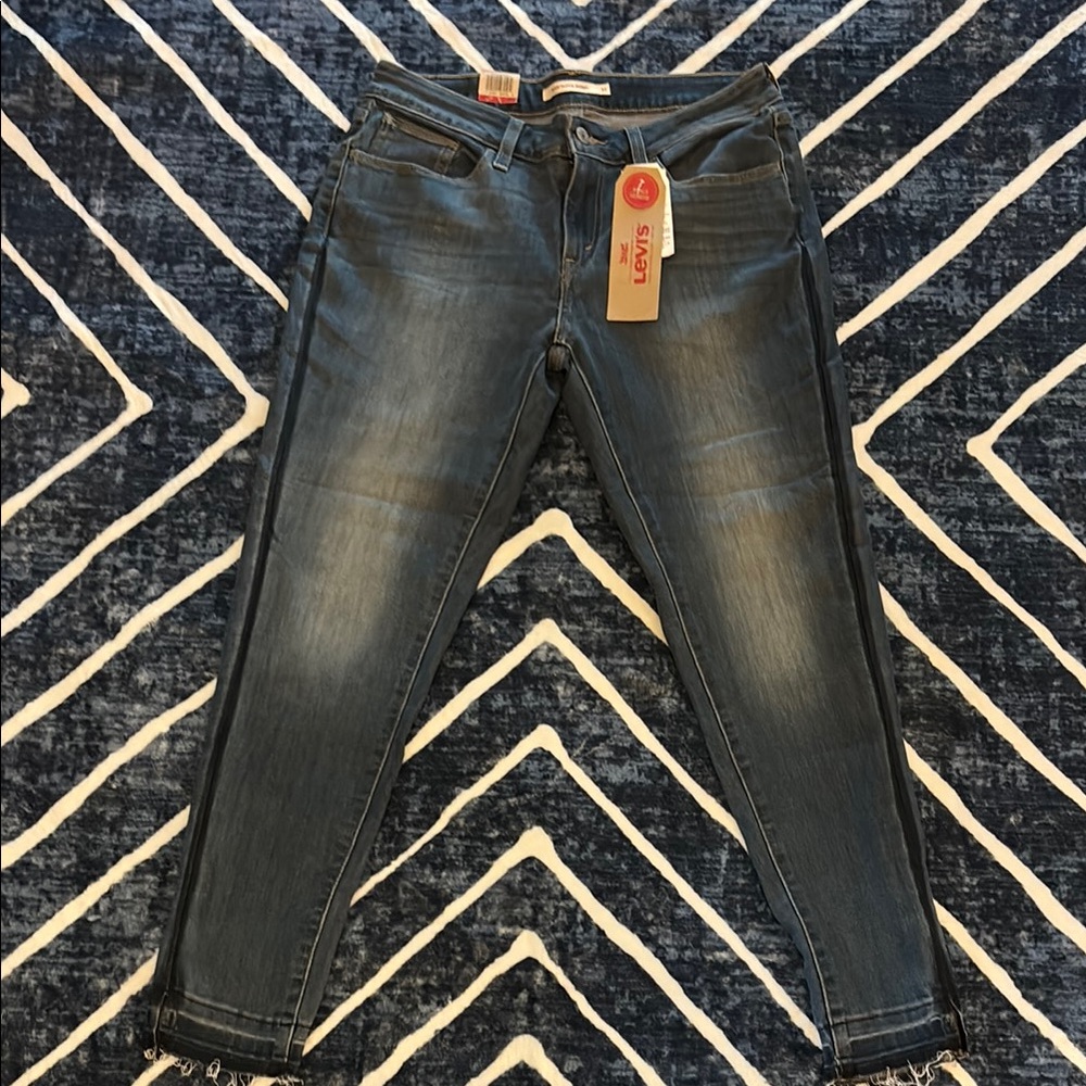 Levi's Blue Ankle Cropped Jeans Modern Denim